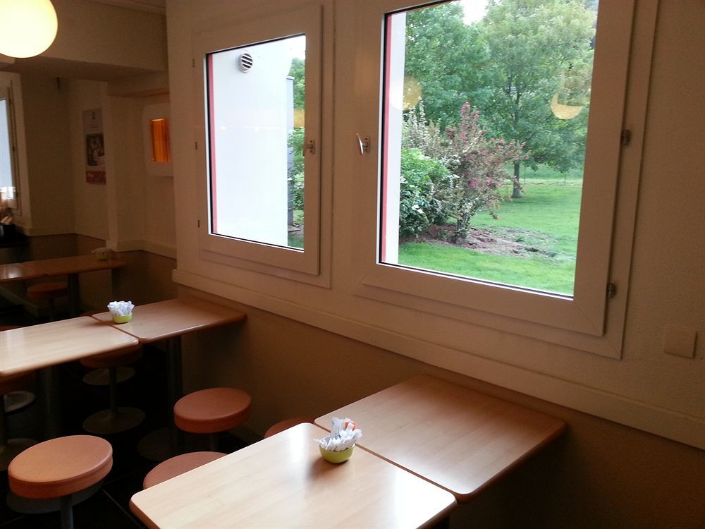 Ibis Budget Chateaudun Ngoại thất bức ảnh
