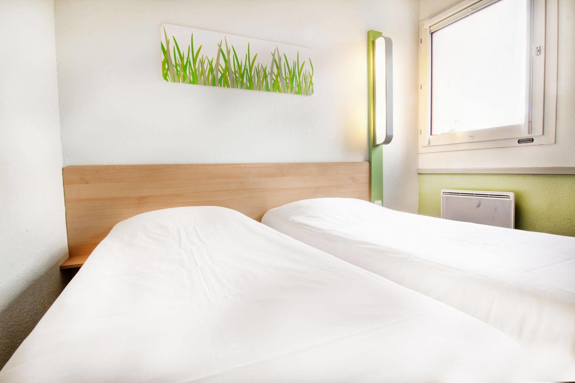 Ibis Budget Chateaudun Ngoại thất bức ảnh