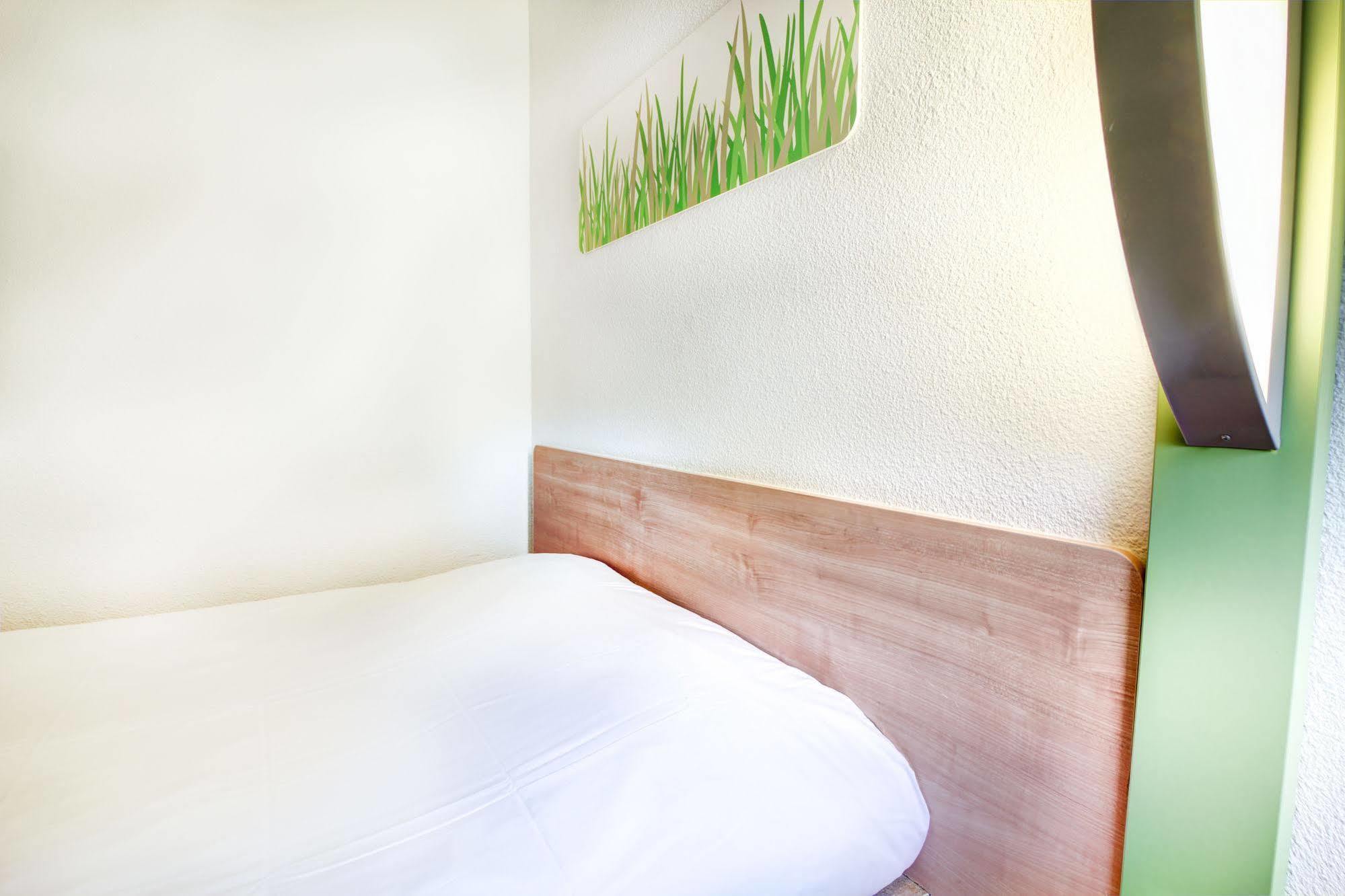 Ibis Budget Chateaudun Ngoại thất bức ảnh
